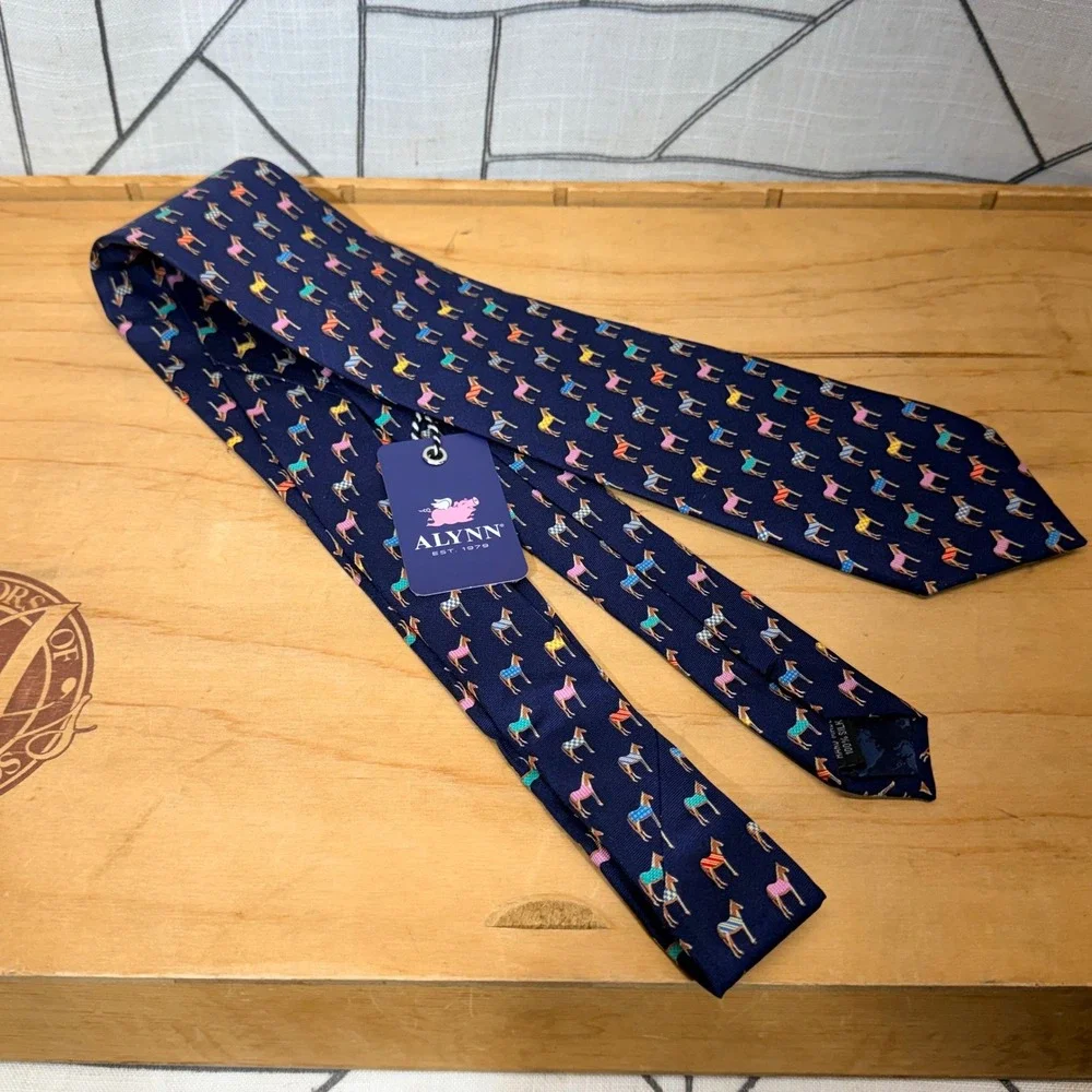 Alynn Silk‎ Necktie One Size Navy Blue Horse Blankets Equestrian Print NWT